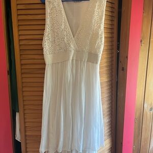 Elegant White Lace Dress